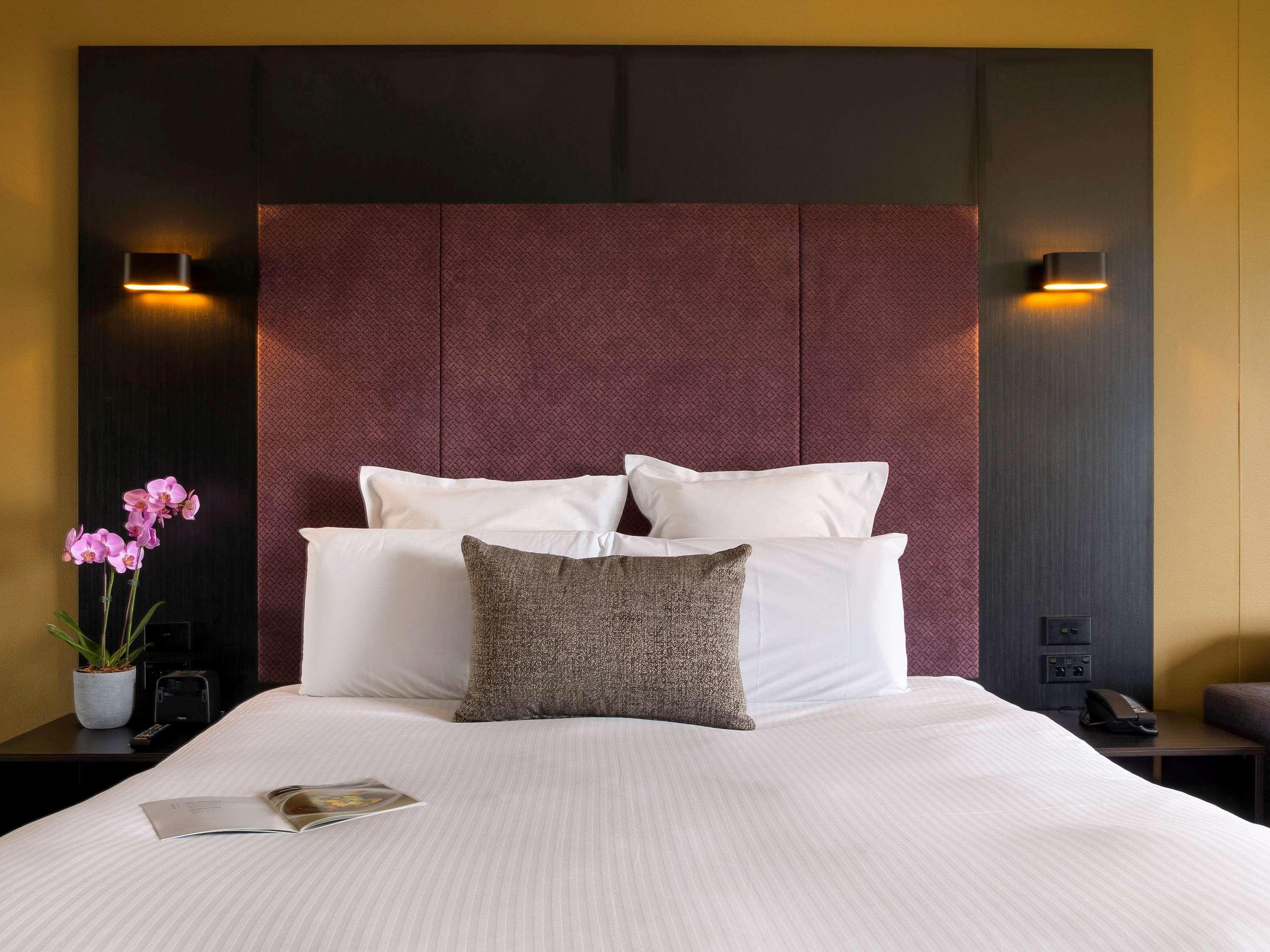 Pullman Sydney Hyde Park Hotel Luaran gambar A bedroom at the hotel