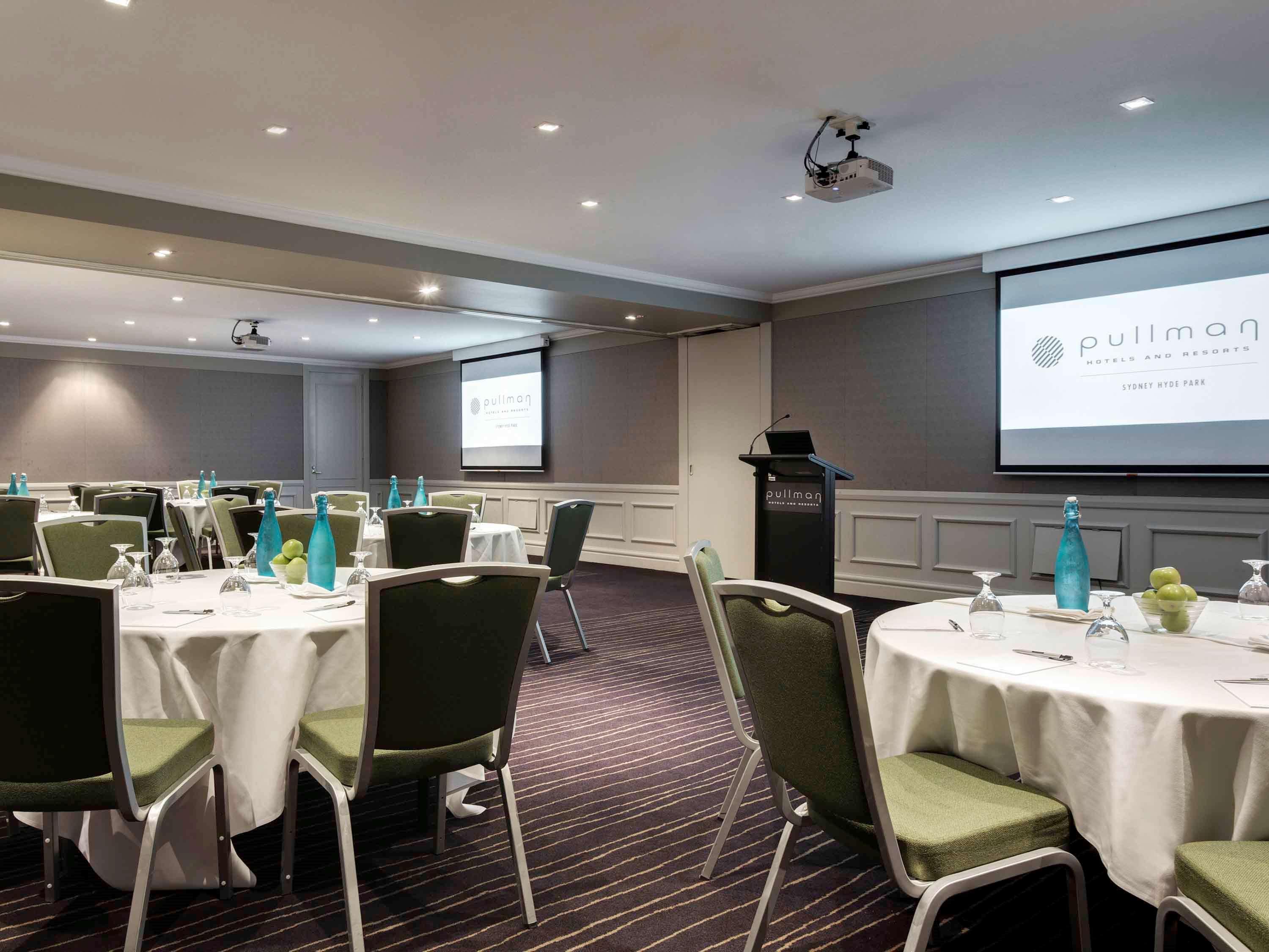 Pullman Sydney Hyde Park Hotel Luaran gambar The meeting room