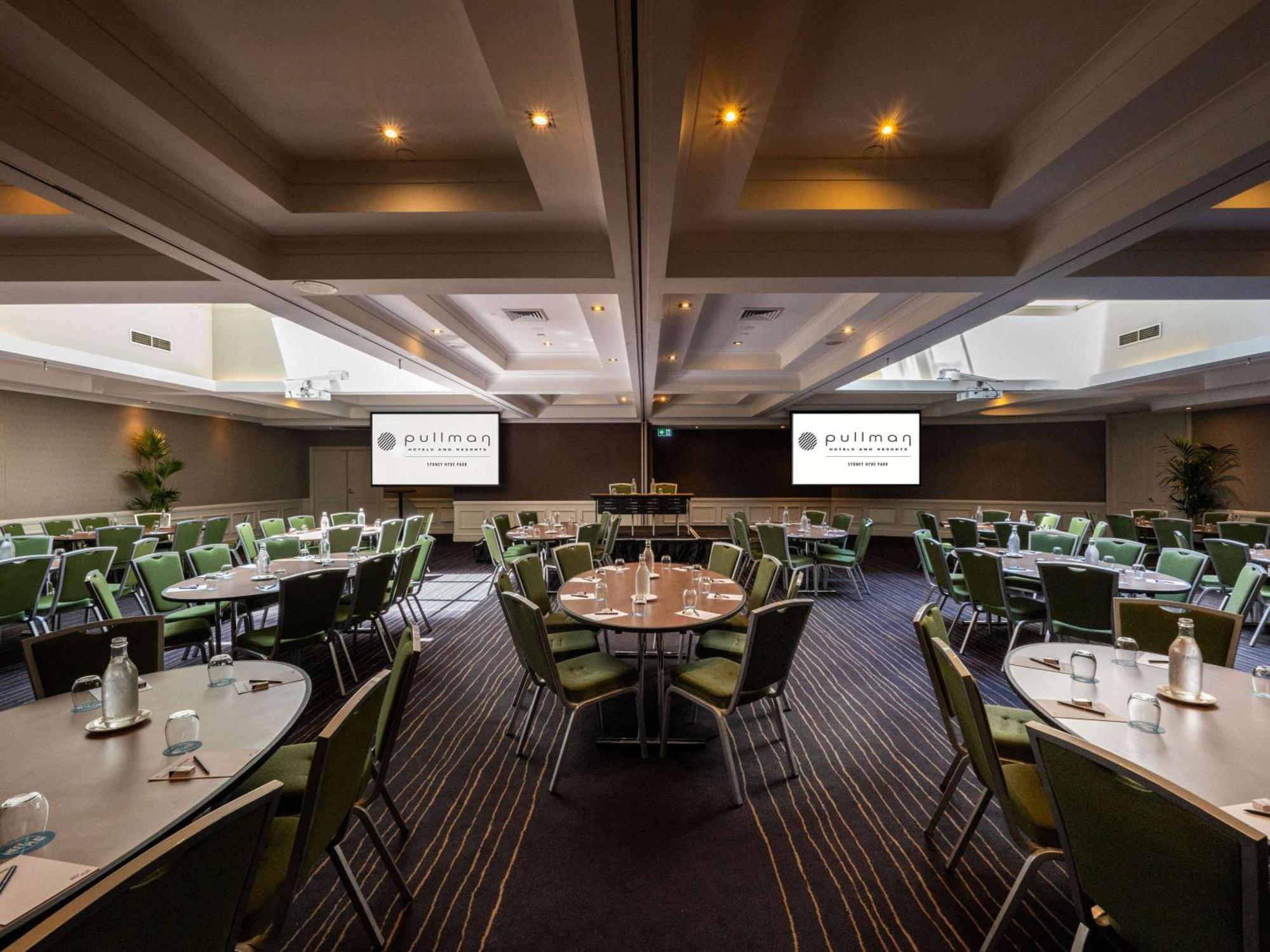 Pullman Sydney Hyde Park Hotel Luaran gambar The function centre at the Melbourne Cricket Club