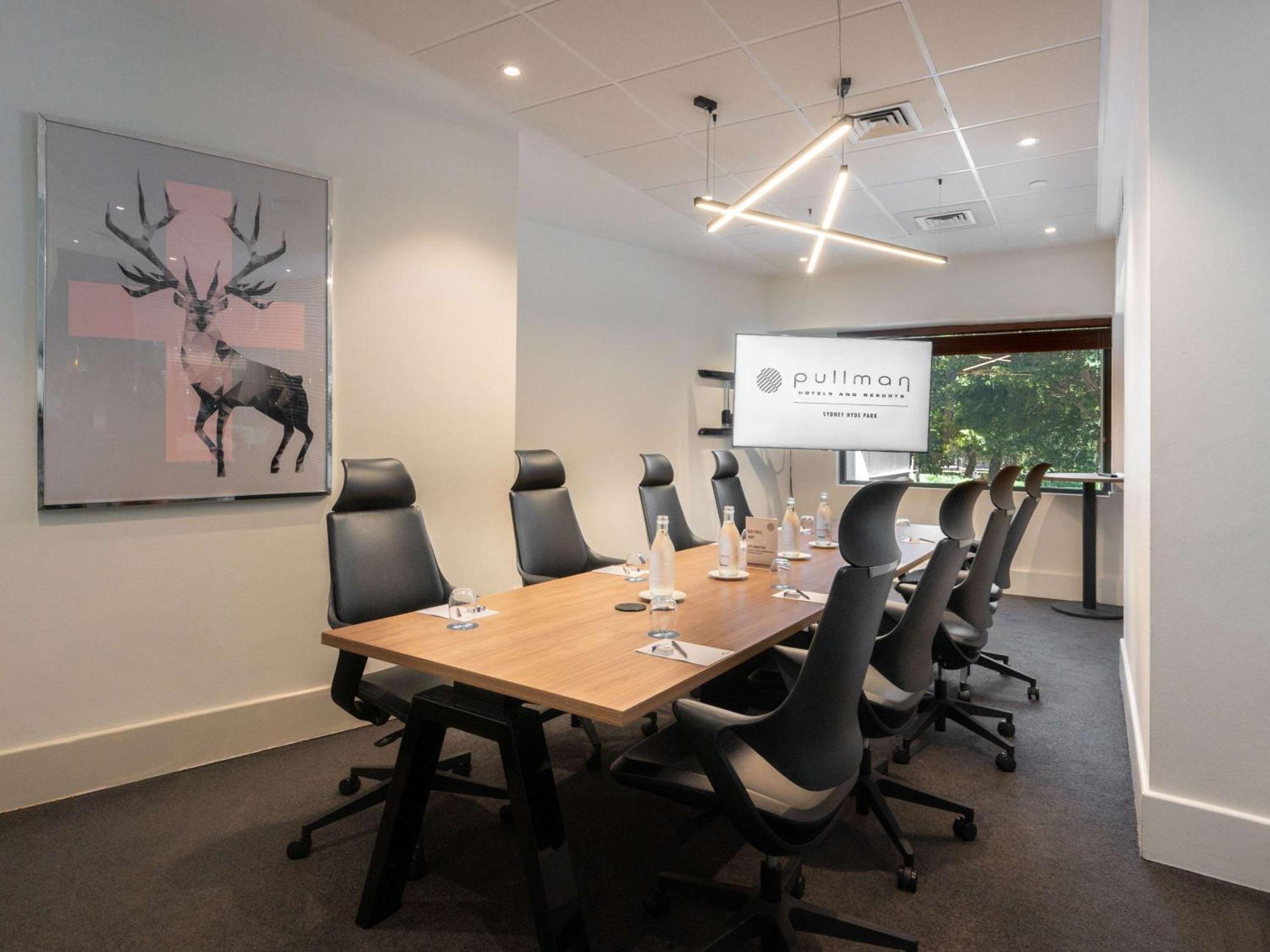 Pullman Sydney Hyde Park Hotel Luaran gambar Boardroom at the Pullman Hotel, Adelaide